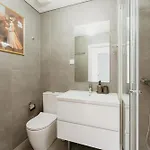 Mary Orange - No 232 1 - Stylish & Bright Two-bedroom Lizbona